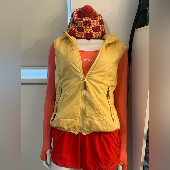 Mec yellow hiking vest - Picture 10 of 10